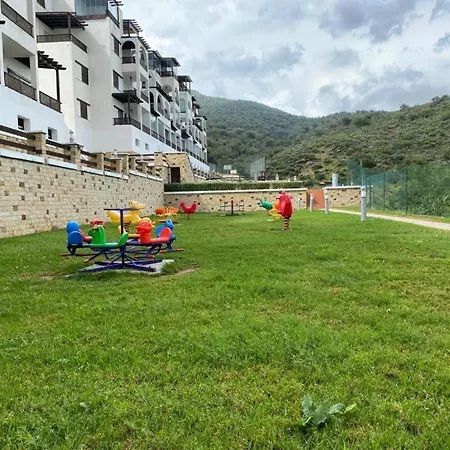 Lovely Holiday Apartment At 8Mn Walk From Beach For Families Cabo Negro Exterior photo